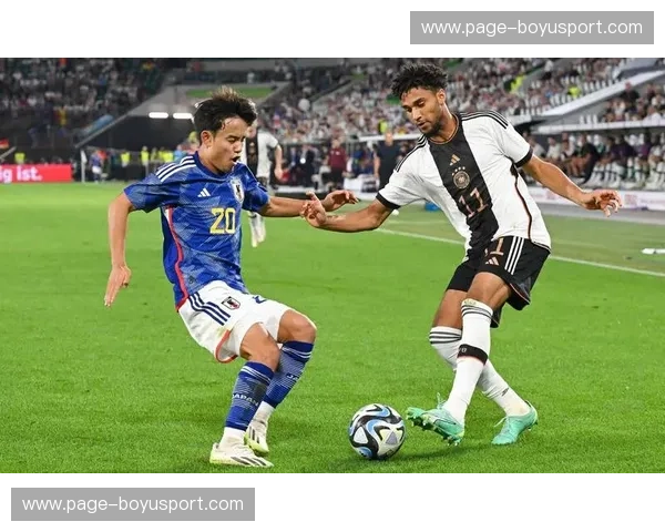 玫瑰与孤狼的宿命之战：利兹联对阵狼队，一场关于激情、反击与英伦灵魂的终极碰撞